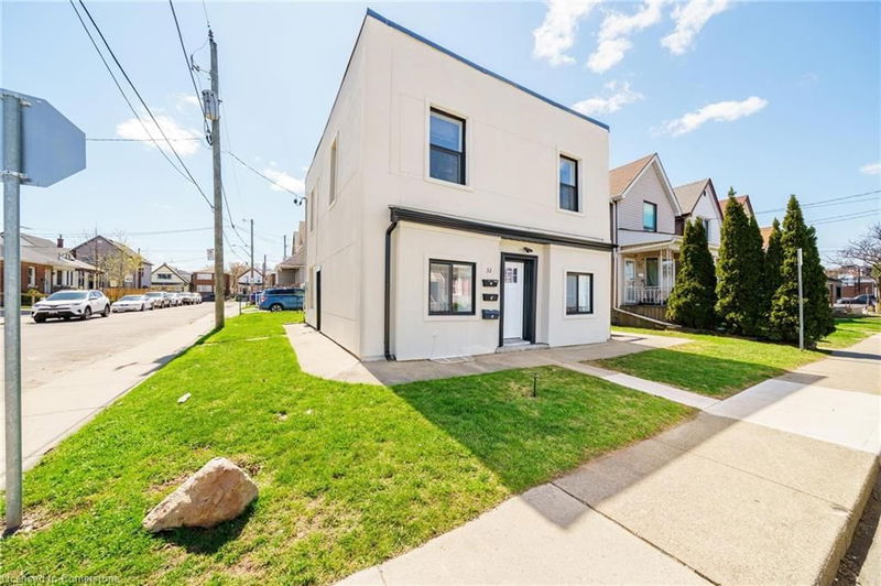 32 Britannia Avenue, Hamilton, Ontario