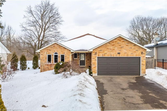 11 Summit Drive