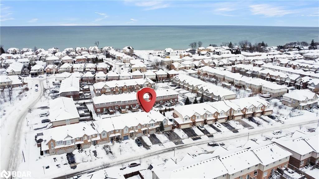 Row/Townhouse sold at 15 Palacebeach Trail, Stoney Creek, Community Beach/Fifty Point, L8E 0B9 - MLS: 40701044