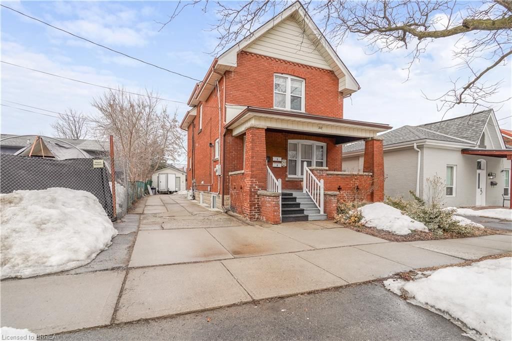 Duplex Up/Down sold at 212 Sheridan Street, Brantford, East Ward, N3S 4R1 - MLS: 40701180