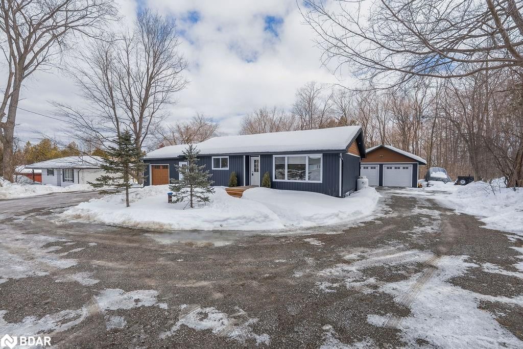 Single Family Residence for sale at 294 East Street, Bobcaygeon, Bobcaygeon (Town), K0M 1A0 - MLS: 40701187