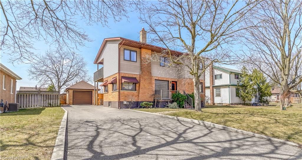 Single Family Residence for sale at 8 Cecil Avenue, Brantford, Fairview/Greenbrier, N3R 5M3 - MLS: 40701226