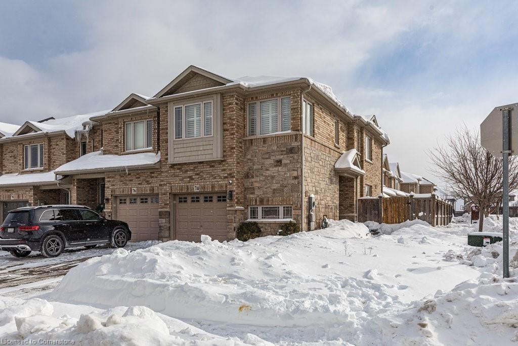 Row/Townhouse for sale at 74 Edenrock Drive, Stoney Creek, Winona Industrial, L8E 0G7 - MLS: 40701356