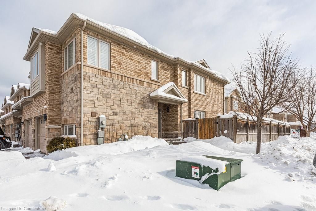 Row/Townhouse for sale at 74 Edenrock Drive, Stoney Creek, Winona Industrial, L8E 0G7 - MLS: 40701356