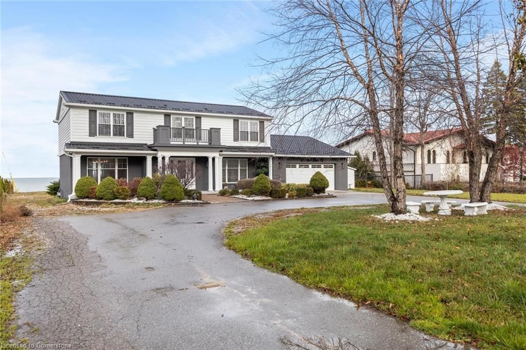 Single Family Residence sold at 1073 N Service Road, Hamilton, Community Beach/Fifty Point, L8E 5E1 - MLS: 40701542