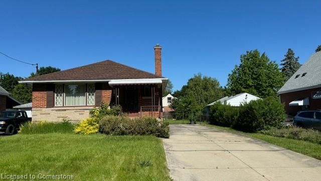 Single Family Residence for sale at 42 Gailmont Drive, Hamilton, Greenford, L8K 4B3 - MLS: 40701550