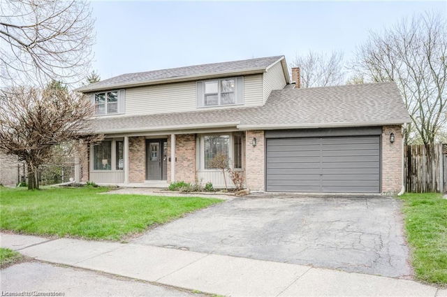 upper level - 58 Pathfinder Crescent