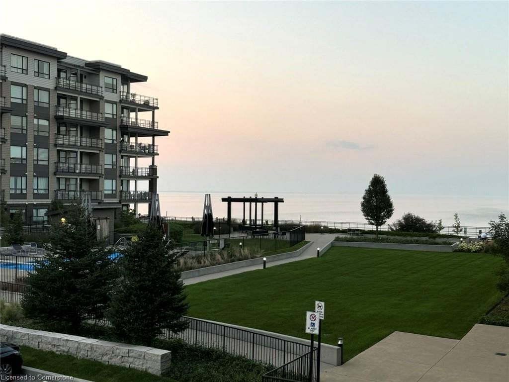 Condo/Apt Unit for sale at 215-10 Esplanade Lane, Grimsby, Grimsby Beach (540), L3M 0H1 - MLS: 40701811