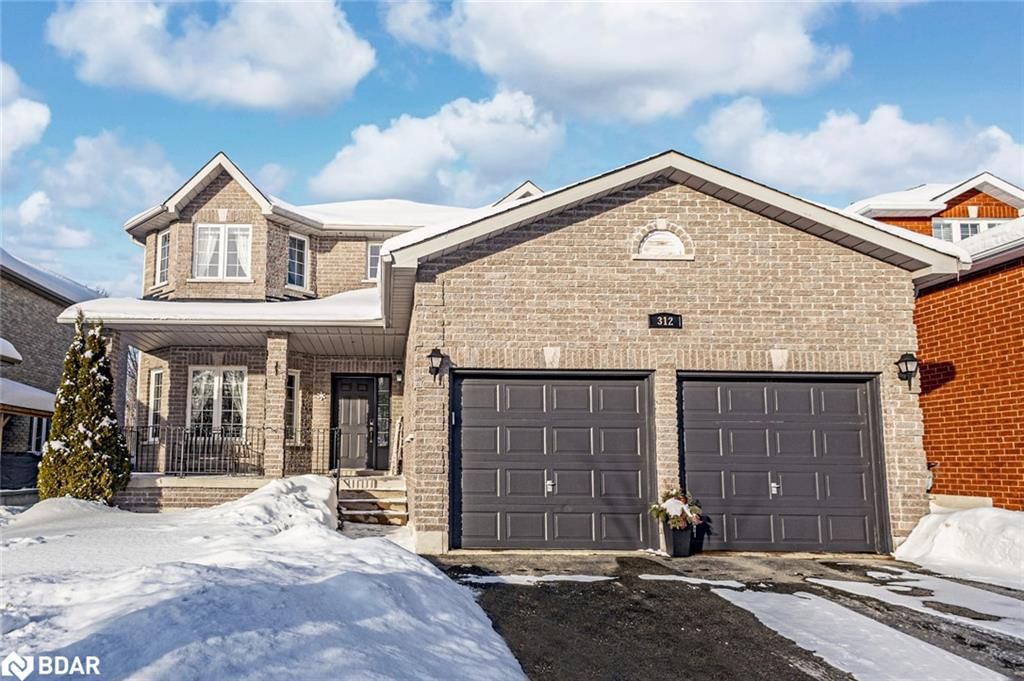 Single Family Residence for sale at 312 Mapleton Avenue, Barrie, Ardagh, L4N 5V3 - MLS: 40702246