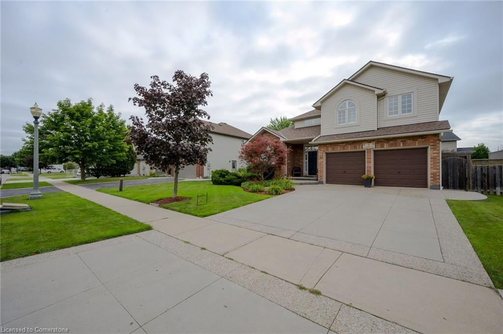 Single Family Residence for sale at 5 Dunrobin Drive, Caledonia, Caledonia South East, N3W 2N9 - MLS: 40702328