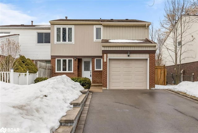 3591 Ash Row Crescent