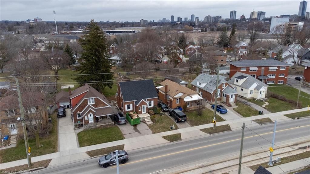Residential sold at 288 Ottawa Street, Kitchener, Downtown/Rockway/S. Ward, N2G 3T6 - MLS: 40702827