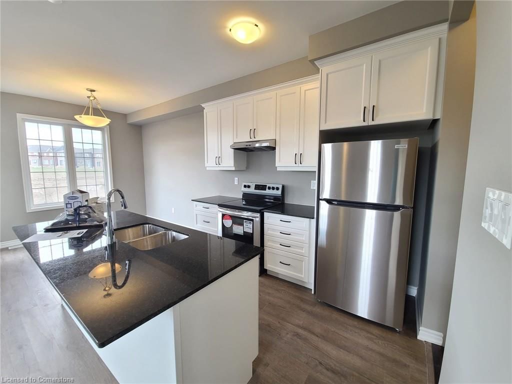 Row/Townhouse for lease at 202 Histand Trail Trail, Kitchener, Trussler, N2R 0S3 - MLS: 40702911