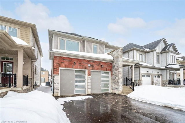 82 Spicer Street