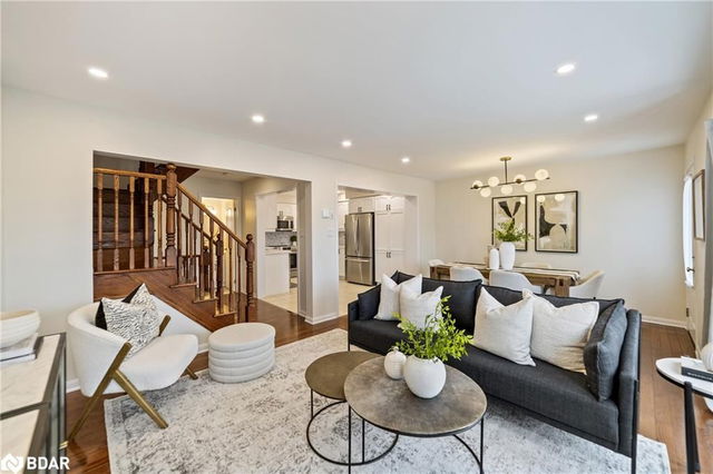 94 Suitor Court