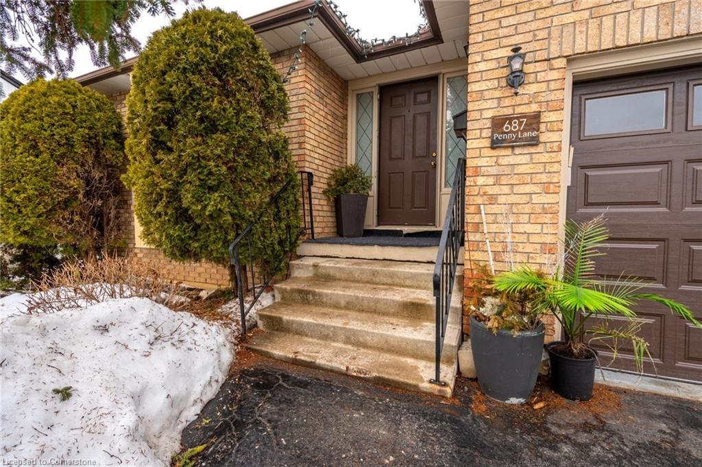 Single Family Residence for sale at 687 Penny Lane, Burlington, Aldershot South, L7T 4H9 - MLS: 40703350