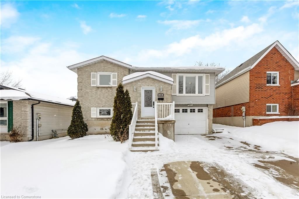 Single Family Residence for sale at 570 Halberstadt Circle, Cambridge, Preston Heights, N3H 5J6 - MLS: 40703512