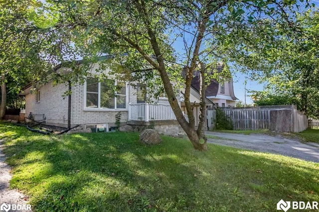 B - 522 William Street