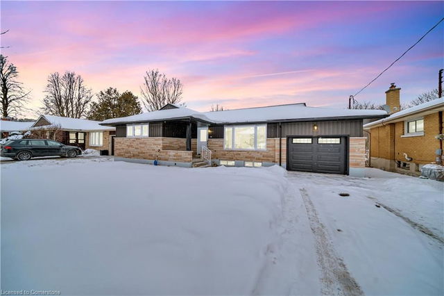 50 Lakeside Drive