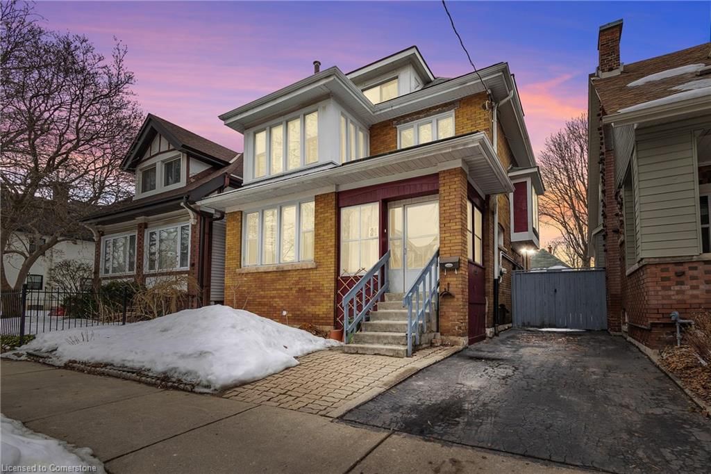 Single Family Residence sold at 24 Burris Street, Hamilton, St. Clair/Blakeley, L8M 2J2 - MLS: 40703906