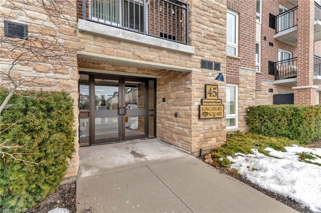 Condo/Apt Unit for sale at 213-45 Kingsbury Square, Guelph, Pineridge/Westminster Woods, N1L 0L2 - MLS: 40704344