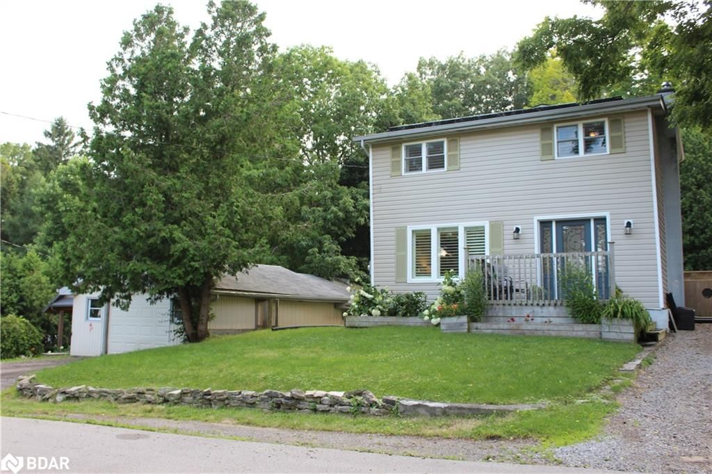 Single Family Residence for sale at 3 Nicol Street, Dundas, Greensville, L9H 5L6 - MLS: 40704653