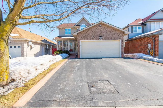 11 Country Club Drive