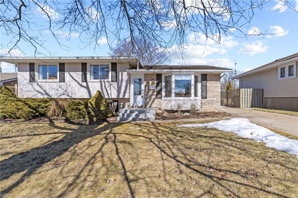 Single Family Residence for sale at 46 Preston Place, Welland, N. Welland, L3C 3K3 - MLS: 40705003