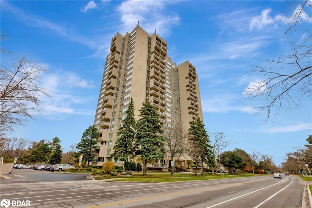 Condo/Apt Unit for sale at 202-1359 White Oaks Boulevard, Oakville, FA Falgarwood, L6H 2R8 - MLS: 40706771