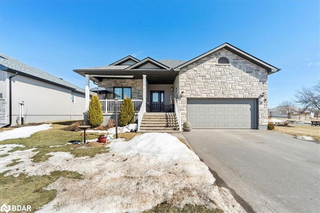 4 Dorchester Drive
