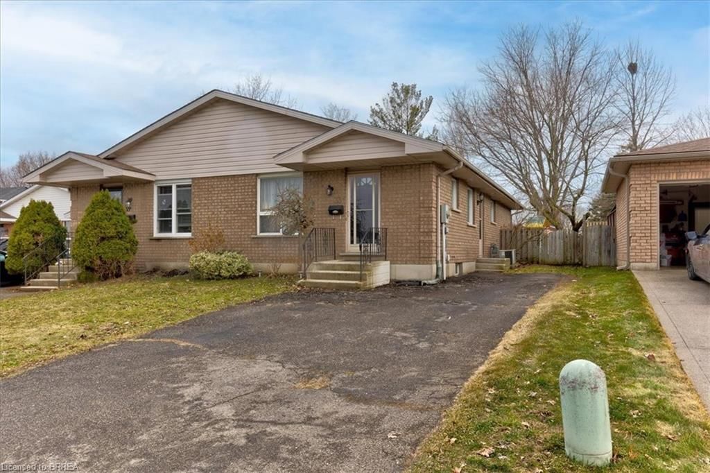 Single Family Residence for sale at 33 Northville Drive, Paris, Fair Grounds, N3L 3S2 - MLS: 40707734