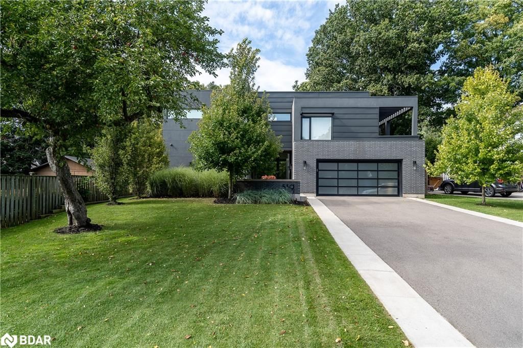 Single Family Residence sold at 539 Jeanette Drive, Oakville, WO West, L6K 1M9 - MLS: 40708099