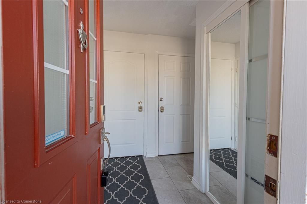 Row/Townhouse leased at 96 Frances Avenue, Hamilton, Community Beach/Fifty Point, L8E 5W9 - MLS: 40708379