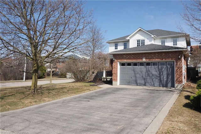 12 Mcgill Crescent