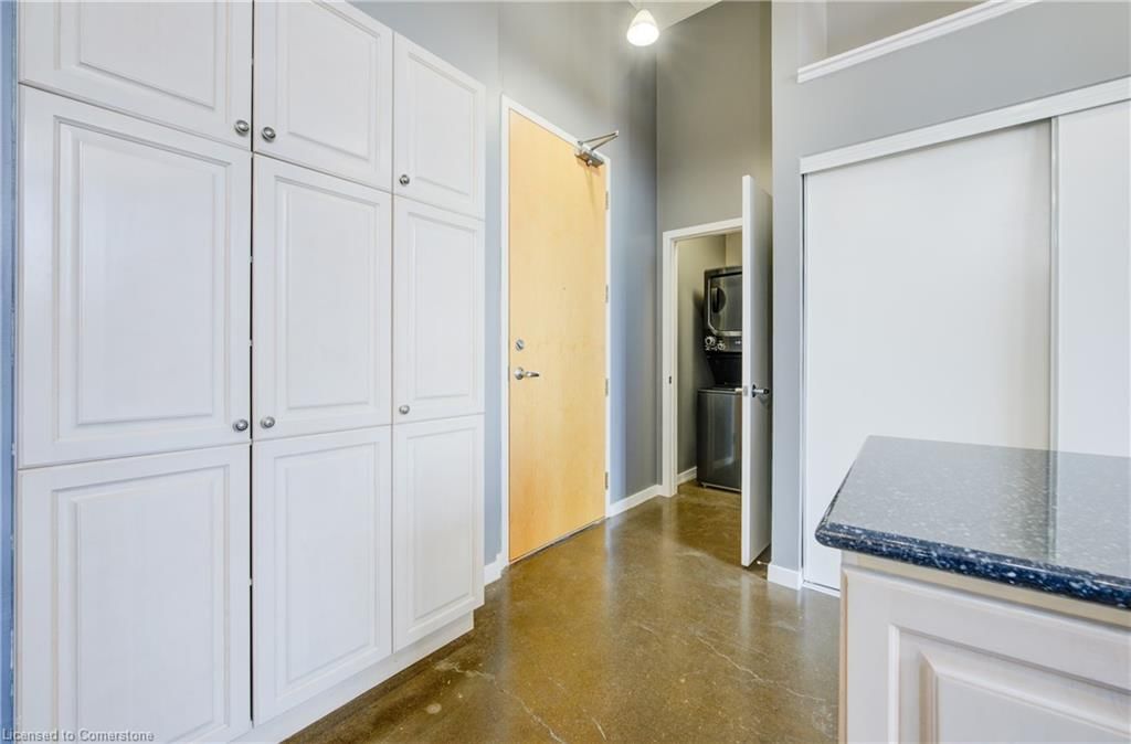 Condo/Apt Unit sold at 526-404 King Street, Kitchener, Downtown Kitchener/East Ward, N2G 4Z9 - MLS: 40708503