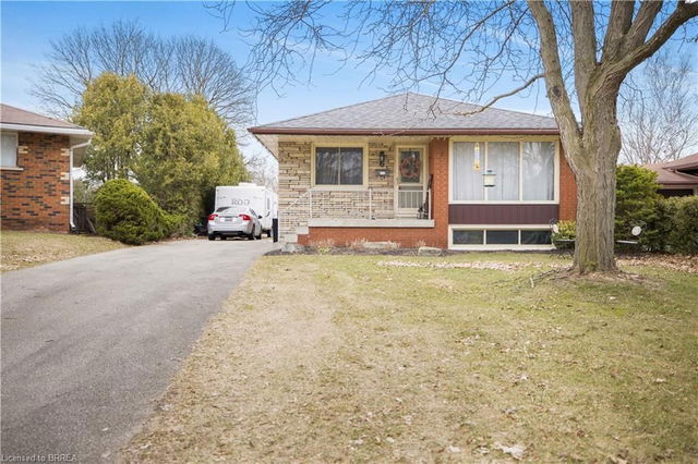 6 Robroy Court