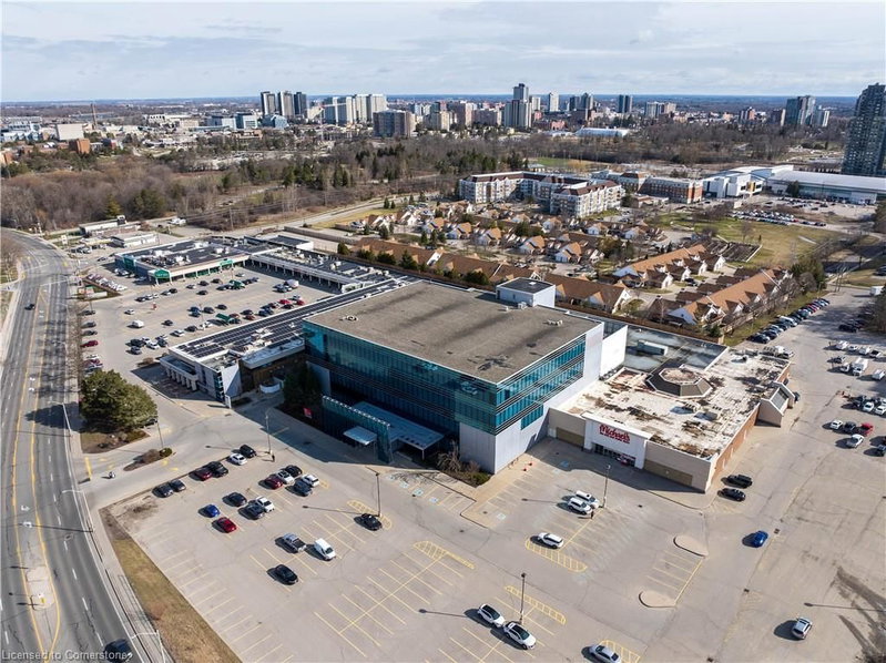 50 Westmount Road N photo 5