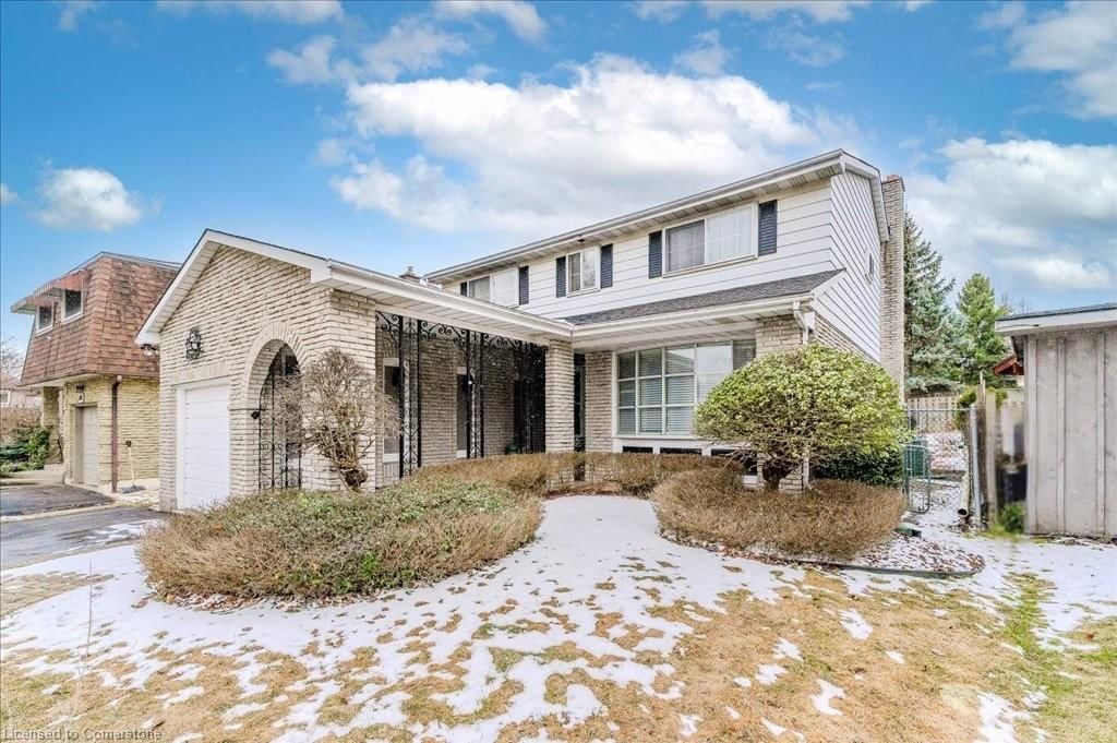 Single Family Residence sold at 184 Forestwood Drive, Kitchener, Forest Heights, N2N 1B8 - MLS: 40708927