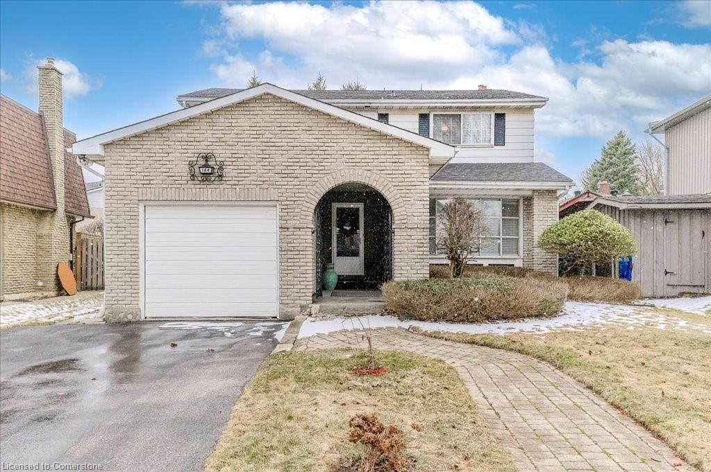Single Family Residence sold at 184 Forestwood Drive, Kitchener, Forest Heights, N2N 1B8 - MLS: 40708927