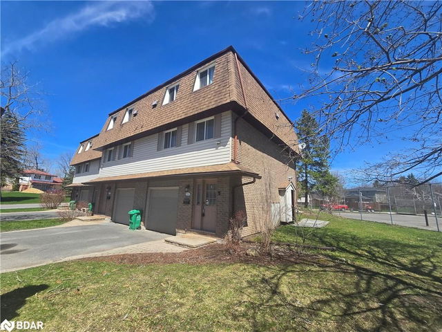24 - 30 Champlain Crescent