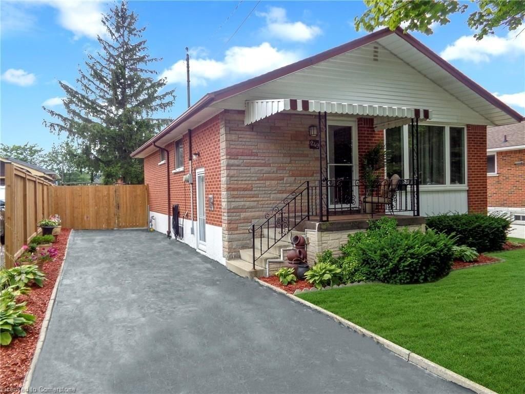 Single Family Residence for sale at 249 Fernwood Crescent, Hamilton, Hampton Heights, L8T 3L7 - MLS: 40709325