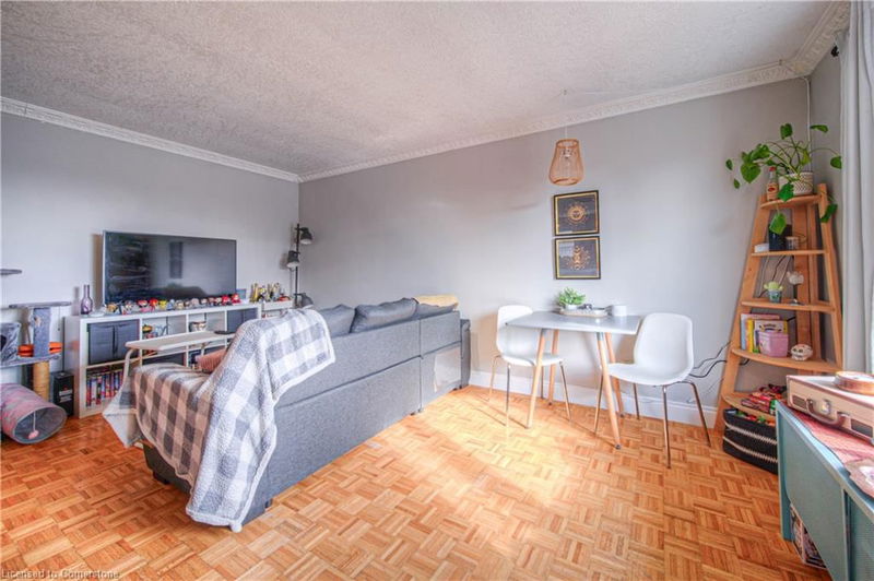 Room2