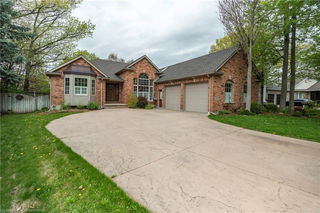 632 Bayhampton Crescent