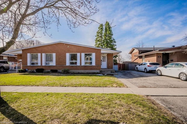 51 Briar Knoll Drive