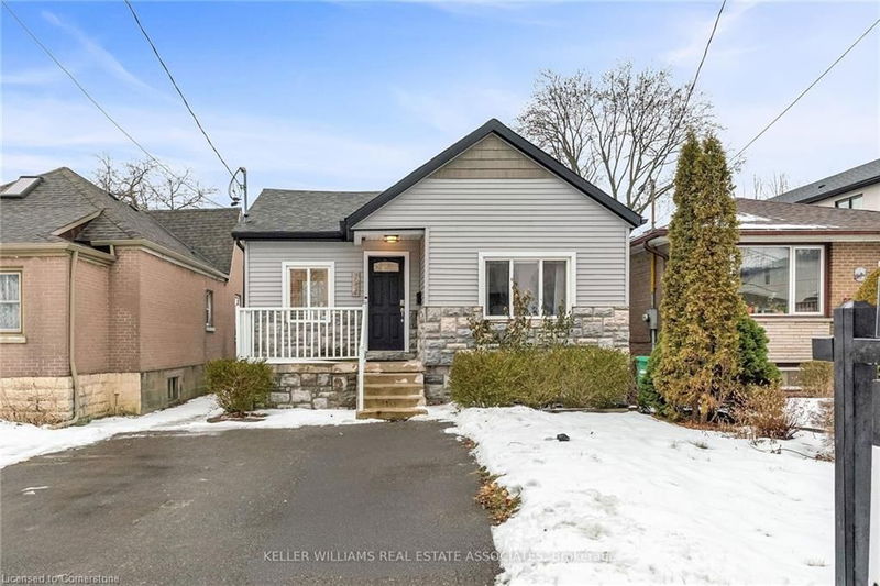 1034 Meredith Avenue, Mississauga, Ontario
