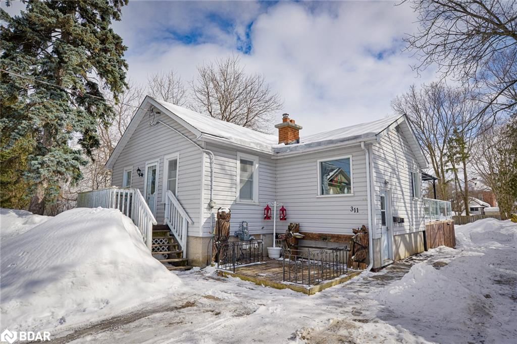 Single Family Residence for sale at 311 John Street, Orillia, West Ward, L3V 3J3 - MLS: 40710770