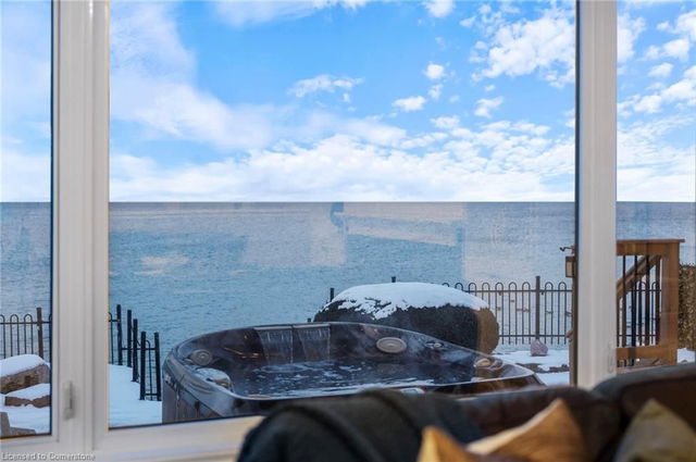 66 Seabreeze Crescent