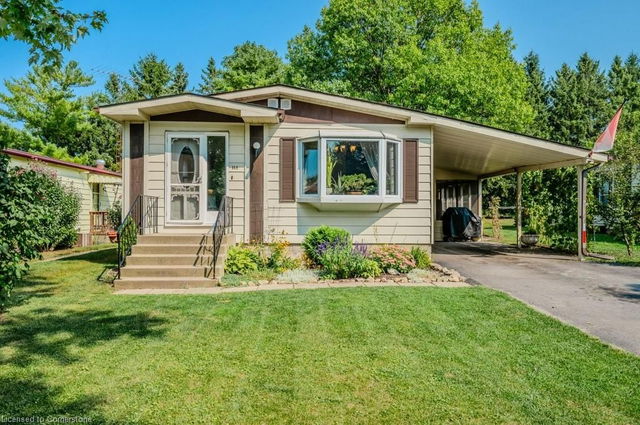 148 Maple Crescent