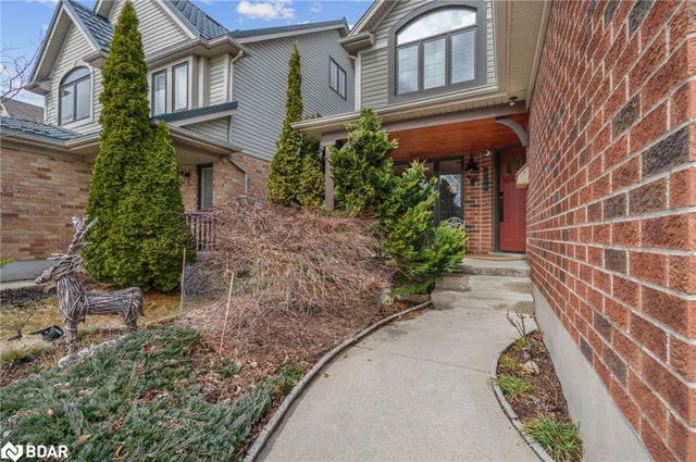 124 Decaro Crescent