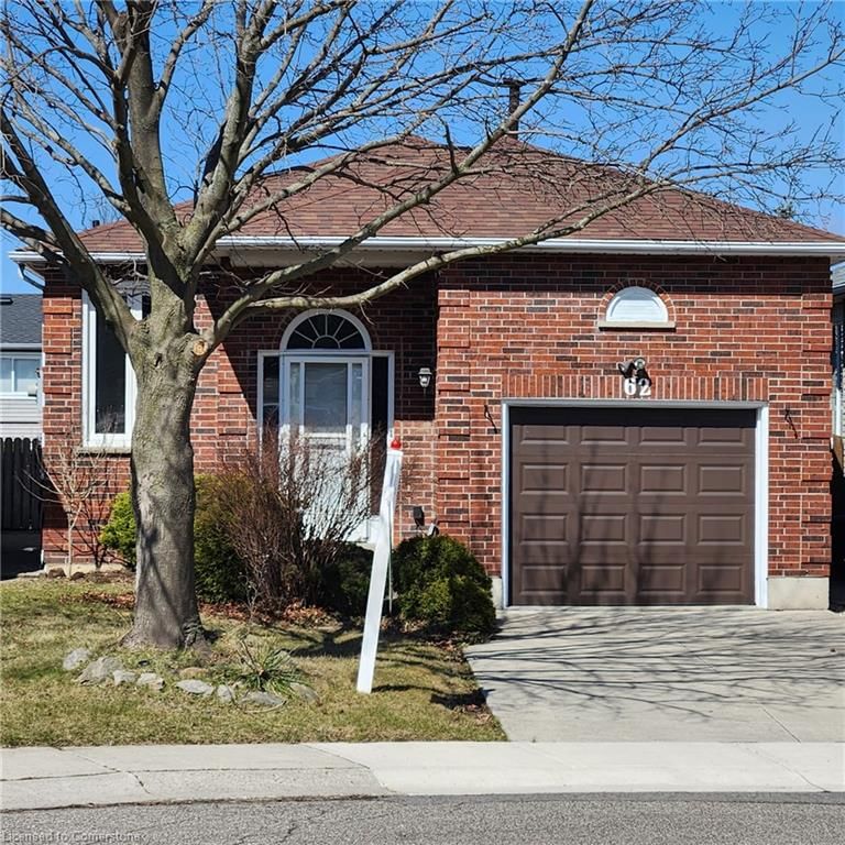 62 Robson Crescent, Hamilton, Ontario
